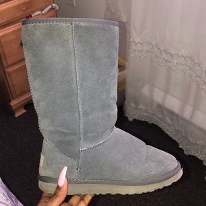 Women’s sheepskin long boot UGG’s gray